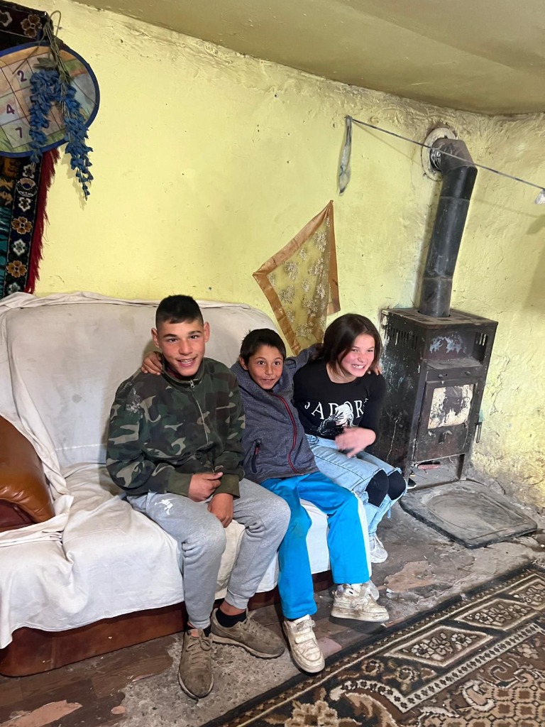 Gilucu, Raul and Nicoleta